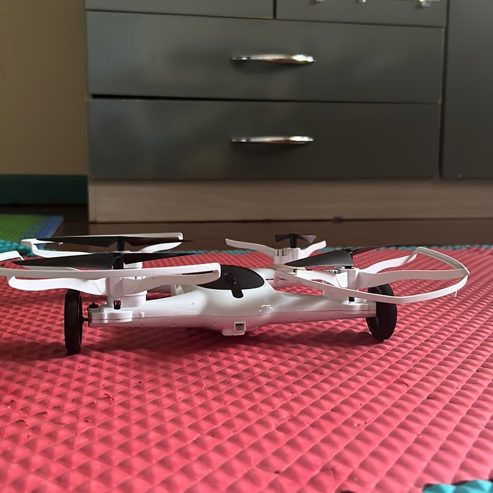 Sharper Image Fly 7-inch Drone